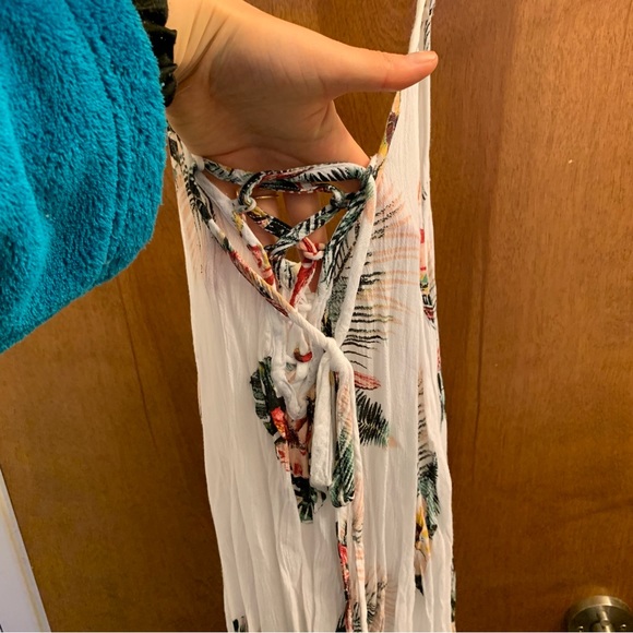 Roxy swimsuit coverup - Picture 2 of 6